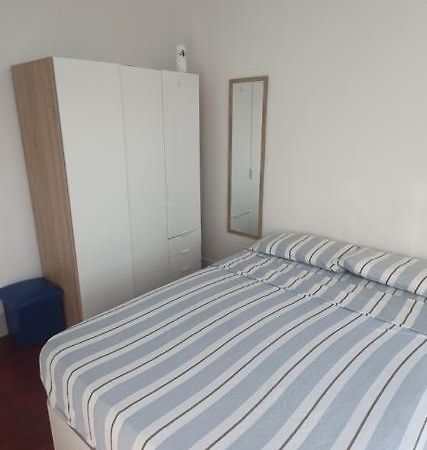 Apartmán Habitacion Pequena Con Balcon Vigo Exteriér fotografie